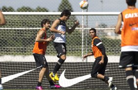 Durante o treino desta manh no CT Joaquim Grava, no Parque Ecolgico do Tiete. O prximo jogo da equipe ser amanh, domingo, 03/02, contra o Oeste, de Itpolis, no estdio do Pacaembu, vlido pela 5 rodada do Campeonato Paulista de 2013