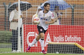 Durante a partida entre Corinthians x So Caetano realizada esta tarde no estdio do Pacaembu, jogo vlido pela 7 rodada do Campeonato Paulista de 2013