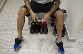 Nos vestirios antes da partida entre Corinthians x So Caetano realizada esta tarde no estdio do Pacaembu, jogo vlido pela 7 rodada do Campeonato Paulista de 2013