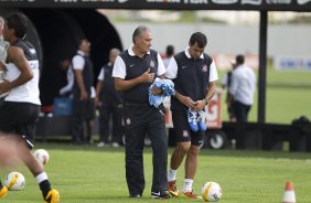 Durante o treino desta tarde no CT Joaquim Grava, no Parque Ecolgico do Tiete. O prximo jogo da equipe ser domingo, 17/02, contra o Palmeiras, no estdio do Pacaembu, vlido pela 8 rodada do Campeonato Paulista de 2013