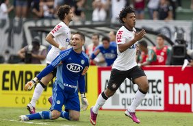 Durante a partida entre Corinthians x Palmeiras realizada esta tarde no estdio do Pacaembu, jogo vlido pela 8 rodada do Campeonato Paulista de 2013