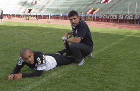 Durante o treino esta tarde no Estadium Felix Capriles, em Cochabamba. O prximo jogo da equipe ser quarta-feira, 20/02, contra o San Jos, na cidade de Oruro/Bolivia, primeiro jogo da fase de classificao da Copa Libertadores de Amrica 2013