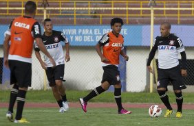 Durante o treino esta tarde no Estadium Felix Capriles, em Cochabamba. O prximo jogo da equipe ser quarta-feira, 20/02, contra o San Jos, na cidade de Oruro/Bolivia, primeiro jogo da fase de classificao da Copa Libertadores de Amrica 2013