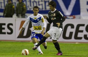 Durante a partida entre San Jos/Oruro/Bolivia x Corinthians/Brasil realizada esta noite no estdio Jesus Bermudez, na cidade de Oruro/Bolivia, primeiro jogo da fase de classificao da Copa Libertadores de Amrica 2013