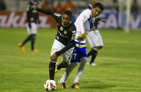 Durante a partida entre San Jos/Oruro/Bolivia x Corinthians/Brasil realizada esta noite no estdio Jesus Bermudez, na cidade de Oruro/Bolivia, primeiro jogo da fase de classificao da Copa Libertadores de Amrica 2013