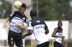 Durante o treino desta manh no CT Joaquim Grava, no Parque Ecolgico do Tiete. O prximo jogo da equipe ser amanh, domingo, 03/03, contra o Santos, no Morumbi jogo vlido pela 10 rodada da Campeonato Paulista 2013