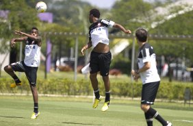 Durante o treino desta manh no CT Joaquim Grava, no Parque Ecolgico do Tiete. O prximo jogo da equipe ser amanh, domingo, 03/03, contra o Santos, no Morumbi jogo vlido pela 10 rodada da Campeonato Paulista 2013