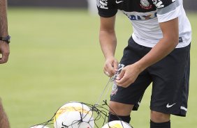 Durante o treino desta manh no CT Joaquim Grava, no Parque Ecolgico do Tiete. O prximo jogo da equipe ser amanh, domingo, 03/03, contra o Santos, no Morumbi jogo vlido pela 10 rodada da Campeonato Paulista 2013