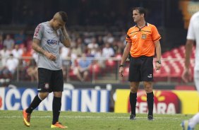 Durante a partida entre Santos x Corinthians realizada esta tarde no estdio do Morumbi, jogo vlido pela 10 rodada do Campeonato Paulista de 2013