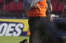 Durante a partida entre Santos x Corinthians realizada esta tarde no estádio do Morumbi, jogo válido pela 10ª rodada do Campeonato Paulista de 2013