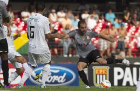 Durante a partida entre Santos x Corinthians realizada esta tarde no estádio do Morumbi, jogo válido pela 10ª rodada do Campeonato Paulista de 2013