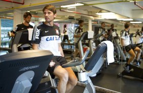 Durante o treino desta tarde na academia de musculacao do hotel onde esta hospedado, na cidade de Tijuana/Mxico. O prximo jogo da equipe ser quarta-feira, 06/03, contra o Tijuana, no estdio Caliente, vlido pela 3 rodada da Copa Libertadores 2013. Tijuana - Mxico - 04/03/2013