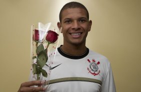 Jogadores preparam homenagem ao Dia Internacional da Mulher, aps o treino desta tarde no estdio Caliente, na cidade de Tijuana/Mxico. O prximo jogo da equipe ser amanh, quarta-feira, 06/03, contra o Tijuana, no estdio Caliente, vlido pela 3 rodada da Copa Libertadores 2013. Tijuana - Mxico - 05/03/2013