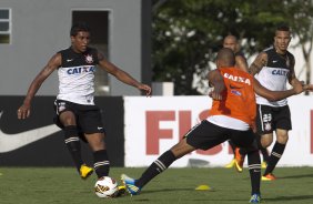 Durante o treino desta tarde no CT Joaquim Grava, no Parque Ecolgico do Tiete. O prximo jogo da equipe ser amanh, quarta-feira, dia 13/03, contra o Tijuana do Mxico, jogo da volta vlido pela fase de classificao da Copa Libertadores da Amrica 2013