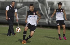 Durante o treino desta tarde no CT Joaquim Grava, no Parque Ecolgico do Tiete. O prximo jogo da equipe ser amanh, quarta-feira, dia 13/03, contra o Tijuana do Mxico, jogo da volta vlido pela fase de classificao da Copa Libertadores da Amrica 2013