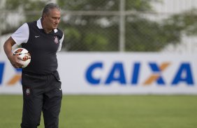 Durante o treino desta tarde no CT Joaquim Grava, no Parque Ecolgico do Tiete. O prximo jogo da equipe ser amanh, quarta-feira, dia 13/03, contra o Tijuana do Mxico, jogo da volta vlido pela fase de classificao da Copa Libertadores da Amrica 2013