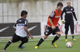 Durante o treino desta tarde no CT Joaquim Grava, no Parque Ecolgico do Tiete. O prximo jogo da equipe ser sbado, dia 17/03, contra a Uniao Barbarese, jogo da 12 rodada do Campeonato Paulista 2013