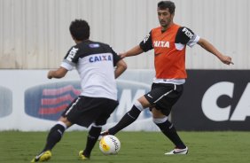 Durante o treino desta tarde no CT Joaquim Grava, no Parque Ecolgico do Tiete. O prximo jogo da equipe ser sbado, dia 17/03, contra a Uniao Barbarese, jogo da 12 rodada do Campeonato Paulista 2013