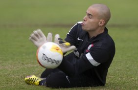 Durante o treino desta tarde no CT Joaquim Grava, no Parque Ecolgico do Tiete. O prximo jogo da equipe ser sbado, dia 17/03, contra a Uniao Barbarese, jogo da 12 rodada do Campeonato Paulista 2013