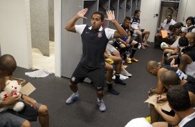 Harlem Sheik aps o treino desta tarde no CT Joaquim Grava, no Parque Ecolgico do Tiete. O prximo jogo da equipe ser amanh, quarta-feira, dia 13/03, contra o Tijuana do Mxico, jogo da volta vlido pela fase de classificao da Copa Libertadores da Amrica 2013