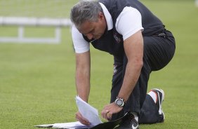 Durante o treino desta tarde no CT Joaquim Grava, no Parque Ecolgico do Tiete. O prximo jogo da equipe ser amanh, sbado, dia 16/03, contra a Uniao Barbarese, jogo da 12 rodada do Campeonato Paulista 2013