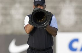 Durante o treino desta tarde no CT Joaquim Grava, no Parque Ecolgico do Tiete. O prximo jogo da equipe ser amanh, sbado, dia 16/03, contra a Uniao Barbarese, jogo da 12 rodada do Campeonato Paulista 2013