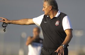 Durante o treino desta tarde no CT Joaquim Grava, no Parque Ecolgico do Tiete. O prximo jogo da equipe ser amanh, sbado, dia 16/03, contra a Uniao Barbarese, jogo da 12 rodada do Campeonato Paulista 2013