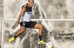 Durante o treino desta tarde no CT Joaquim Grava, no Parque Ecolgico do Tiete. O prximo jogo da equipe ser amanh, sbado, dia 16/03, contra a Uniao Barbarese, jogo da 12 rodada do Campeonato Paulista 2013