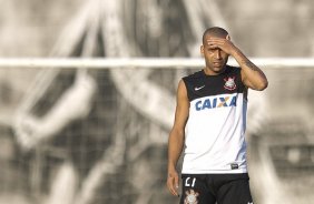 Durante o treino desta tarde no CT Joaquim Grava, no Parque Ecolgico do Tiete. O prximo jogo da equipe ser amanh, sbado, dia 16/03, contra a Uniao Barbarese, jogo da 12 rodada do Campeonato Paulista 2013