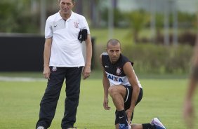 Durante o treino desta tarde no CT Joaquim Grava, no Parque Ecolgico do Tiete. O prximo jogo da equipe ser amanh, sbado, dia 16/03, contra a Uniao Barbarese, jogo da 12 rodada do Campeonato Paulista 2013