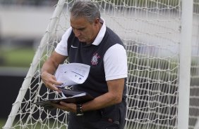 Durante o treino desta tarde no CT Joaquim Grava, no Parque Ecolgico do Tiete. O prximo jogo da equipe ser amanh, sbado, dia 16/03, contra a Uniao Barbarese, jogo da 12 rodada do Campeonato Paulista 2013