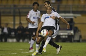 Durante a partida entre Corinthians x Uniao Barbarense realizada esta tarde no estádio do Pacaembu, jogo válido pela 12ª rodada do Campeonato Paulista de 2013