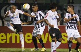 Durante a partida entre Corinthians x Uniao Barbarense realizada esta tarde no estádio do Pacaembu, jogo válido pela 12ª rodada do Campeonato Paulista de 2013