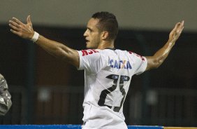 Durante a partida entre Corinthians x Uniao Barbarense realizada esta tarde no estádio do Pacaembu, jogo válido pela 12ª rodada do Campeonato Paulista de 2013
