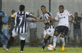 Durante a partida entre Corinthians x Uniao Barbarense realizada esta tarde no estádio do Pacaembu, jogo válido pela 12ª rodada do Campeonato Paulista de 2013