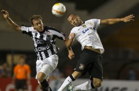 Durante a partida entre Corinthians x Uniao Barbarense realizada esta tarde no estádio do Pacaembu, jogo válido pela 12ª rodada do Campeonato Paulista de 2013