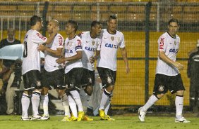 Durante a partida entre Corinthians x Uniao Barbarense realizada esta tarde no estádio do Pacaembu, jogo válido pela 12ª rodada do Campeonato Paulista de 2013