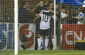 Durante a partida entre Corinthians x Uniao Barbarense realizada esta tarde no estádio do Pacaembu, jogo válido pela 12ª rodada do Campeonato Paulista de 2013