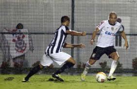 Durante a partida entre Corinthians x Uniao Barbarense realizada esta tarde no estádio do Pacaembu, jogo válido pela 12ª rodada do Campeonato Paulista de 2013