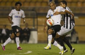 Durante a partida entre Corinthians x Uniao Barbarense realizada esta tarde no estádio do Pacaembu, jogo válido pela 12ª rodada do Campeonato Paulista de 2013