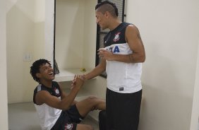 Nos vestiários antes da partida entre Corinthians x Uniao Barbarense realizada esta tarde no estádio do Pacaembu, jogo válido pela 12ª rodada do Campeonato Paulista de 2013