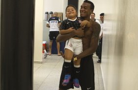 Nos vestirios antes da partida entre Corinthians x Uniao Barbarense realizada esta tarde no estdio do Pacaembu, jogo vlido pela 12 rodada do Campeonato Paulista de 2013