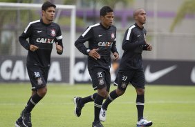 Durante o treino desta manh no CT Joaquim Grava, no Parque Ecolgico do Tiete. O prximo jogo da equipe ser quarta-feira, dia 20/03, contra o XV de Piracicaba, no estdio Baro de Serra Negra, jogo da 13 rodada do Campeonato Paulista 2013