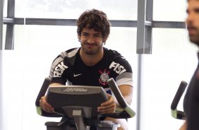 Durante o treino desta manh no CT Joaquim Grava, no Parque Ecolgico do Tiete. O prximo jogo da equipe ser quarta-feira, dia 20/03, contra o XV de Piracicaba, no estdio Baro de Serra Negra, jogo da 13 rodada do Campeonato Paulista 2013