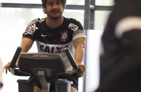 Durante o treino desta manh no CT Joaquim Grava, no Parque Ecolgico do Tiete. O prximo jogo da equipe ser quarta-feira, dia 20/03, contra o XV de Piracicaba, no estdio Baro de Serra Negra, jogo da 13 rodada do Campeonato Paulista 2013