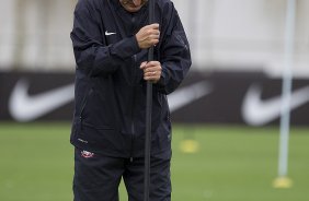 Durante o treino desta manh no CT Joaquim Grava, no Parque Ecolgico do Tiete. O prximo jogo da equipe ser quarta-feira, dia 20/03, contra o XV de Piracicaba, no estdio Baro de Serra Negra, jogo da 13 rodada do Campeonato Paulista 2013