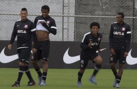 Durante o treino desta manh no CT Joaquim Grava, no Parque Ecolgico do Tiete. O prximo jogo da equipe ser quarta-feira, dia 20/03, contra o XV de Piracicaba, no estdio Baro de Serra Negra, jogo da 13 rodada do Campeonato Paulista 2013