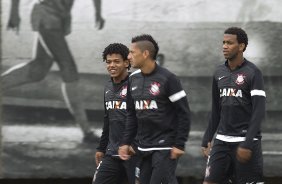 Durante o treino desta manh no CT Joaquim Grava, no Parque Ecolgico do Tiete. O prximo jogo da equipe ser quarta-feira, dia 20/03, contra o XV de Piracicaba, no estdio Baro de Serra Negra, jogo da 13 rodada do Campeonato Paulista 2013