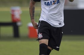 Durante o treino desta tarde no CT Joaquim Grava, no Parque Ecolgico do Tiete. O prximo jogo da equipe ser domingo, dia 24/03, contra o Guarani, de Campinas, no estdio Brinco de Ouro da Princesa, jogo vlido pela 14 rodada do Campeonato Paulista 2013