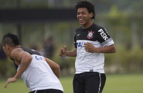 Durante o treino desta tarde no CT Joaquim Grava, no Parque Ecolgico do Tiete. O prximo jogo da equipe ser domingo, dia 24/03, contra o Guarani, de Campinas, no estdio Brinco de Ouro da Princesa, jogo vlido pela 14 rodada do Campeonato Paulista 2013